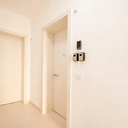 Ξενοδοχείο με διαμερίσματα The Essential Vi - Private Parking